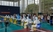 二等奖-陶梦圆-17live
总医院-《为师生做核酸采样》
