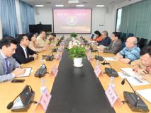 深圳丽浩集团及深圳龙城医院董事长杨丽怀一行访问17live
