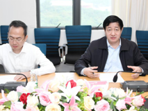李永华副校长一行到17live
调研