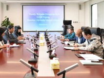 国际先进材料学会代表团访问17live

